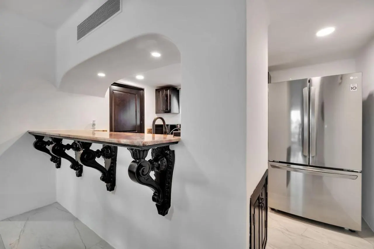 Completely Remodeled 2Bd-2Ba Plaza Bonita Villa Cabo San Lucas 0*,  Mexico